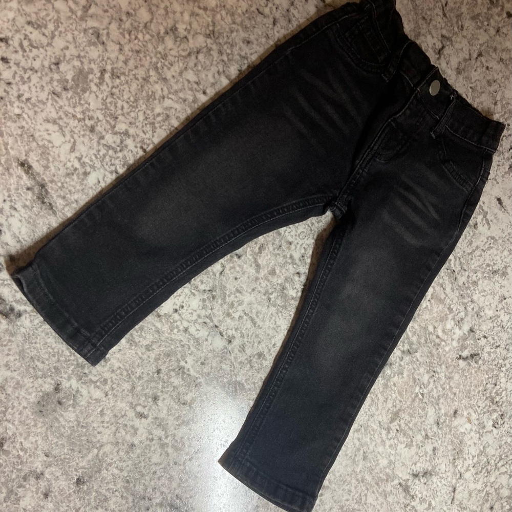 SHEIN Kids Black Jeans